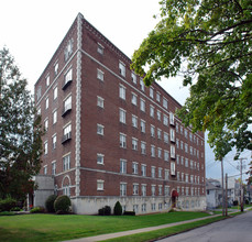 The Roosevelt in Utica, NY - Building Photo - Building Photo