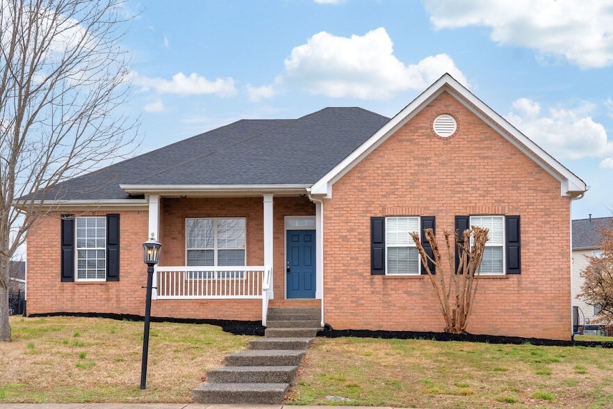 150 Dalton Cir, Unit 2F in Hendersonville, TN - Building Photo