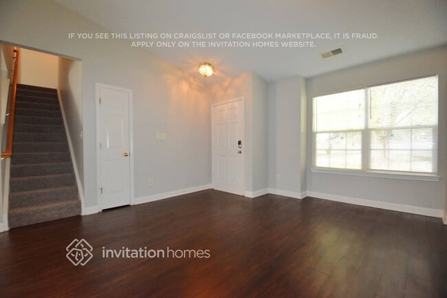 5526 Black Fox Ct in Charlotte, NC - Building Photo - Building Photo