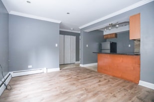 6110 N Kenmore Ave in Chicago, IL - Building Photo