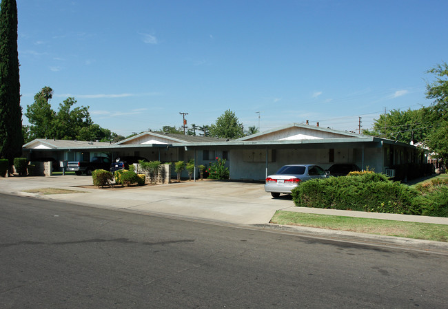 3017-3037 N Vagedes Ave in Fresno, CA - Building Photo - Building Photo