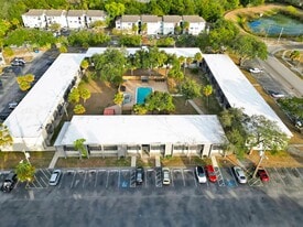 12401 N 15th St, Unit 225E in Tampa, FL - Building Photo