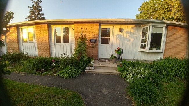 2629 Southvale Cres in Ottawa, ON - Building Photo - Building Photo