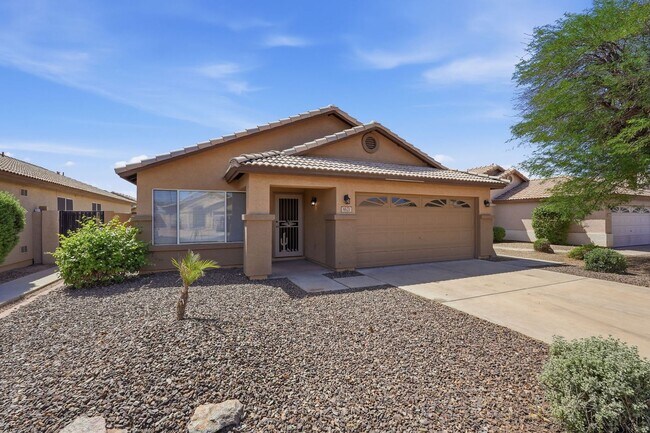 8621 W Shaw Butte Dr in Peoria, AZ - Building Photo - Building Photo