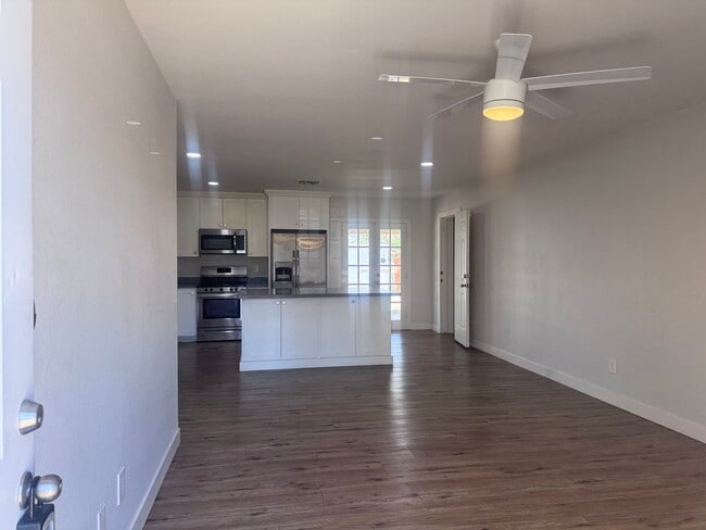 6302 N 61st Ave in Glendale, AZ - Building Photo - Building Photo