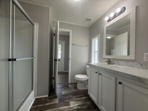 9707 Polak Dr in Tampa, FL - Building Photo - Building Photo