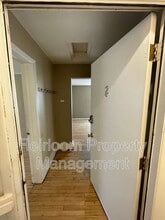 327 W 4th St in Duluth, MN - Foto de edificio - Building Photo