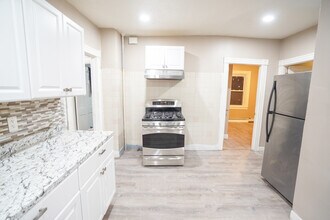 188 Stanwood St, Unit 2 in Providence, RI - Building Photo - Building Photo