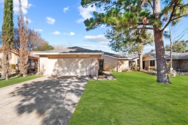 property at 17514 Lobo Trail