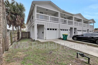834 4th Ave S in Jacksonville Beach, FL - Building Photo - Building Photo