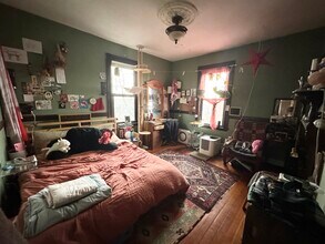 16 Fisher Ave, Unit 3T in Boston, MA - Building Photo - Building Photo