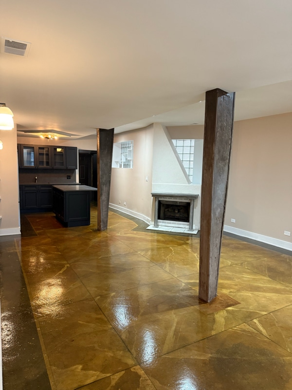 2038 N Damen Ave in Chicago, IL - Building Photo - Building Photo