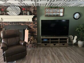 122 Tucker Dr, Unit The Lakehouse in Cropwell, AL - Foto de edificio - Building Photo