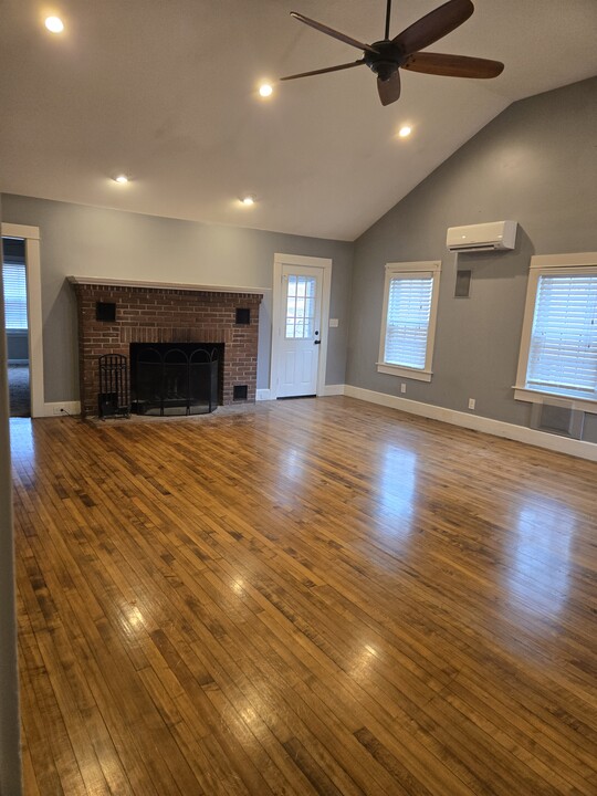 5 Spaulding Ln, Unit Unit A in Hollis, NH - Foto de edificio