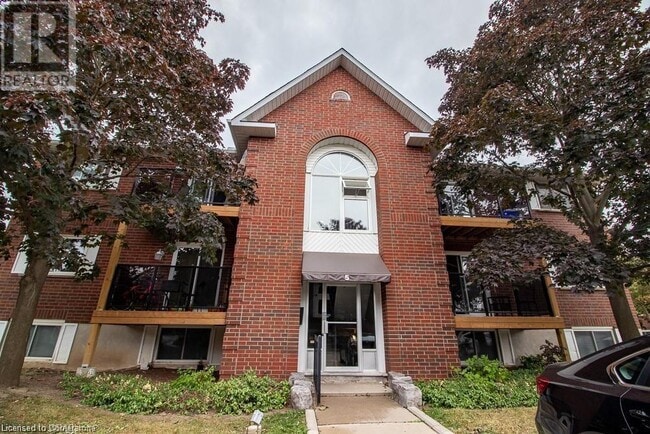 property at 565 Greenfield Ave
