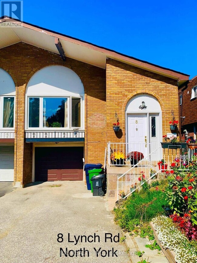 property at 8 Lynch Rd