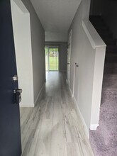 Park Apartments in McMinnville, OR - Foto de edificio - Interior Photo