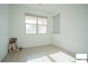 16512 W Desert Ln in Goodyear, AZ - Building Photo - Building Photo