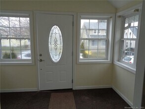 46 Hobson St in East Haven, CT - Building Photo - Building Photo