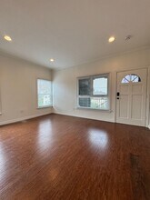 2744 S Redondo Blvd in Los Angeles, CA - Building Photo - Interior Photo