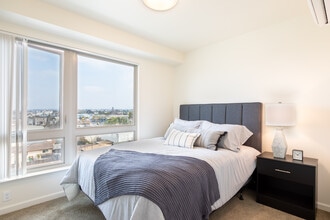 Terraces at Nevin in Richmond, CA - Foto de edificio - Interior Photo