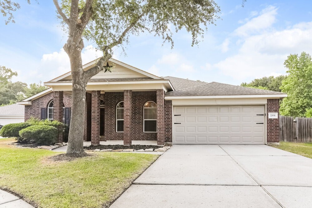 22930 Highland Estates Ct in Conroe, TX - Building Photo