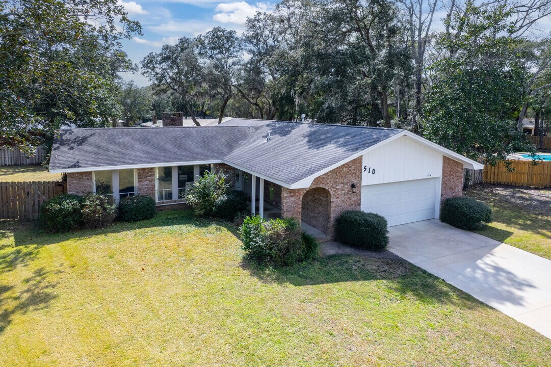 510 Sioux Cir in Fort Walton Beach, FL - Building Photo