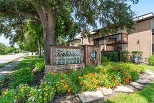 1500 Bay Area Blvd in Houston, TX - Building Photo