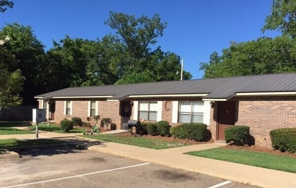 259 W 1st St in Luverne, AL - Building Photo - Building Photo