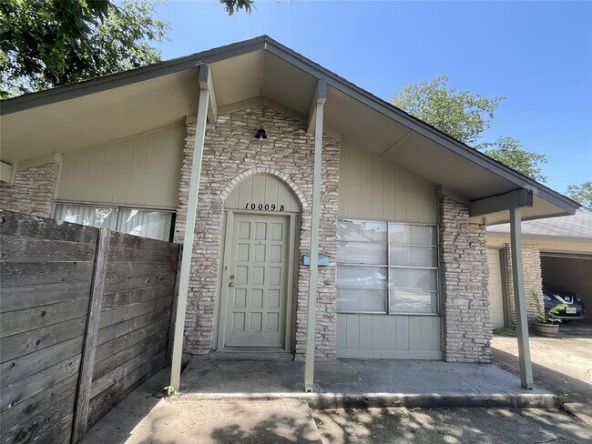 property at 10009 Quail Valley Blvd