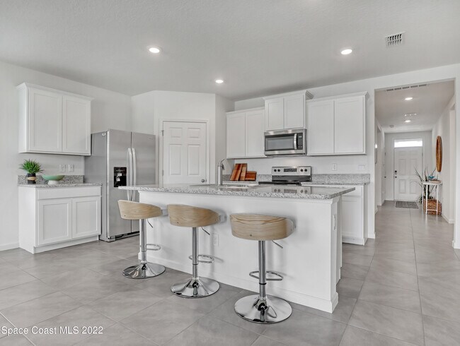 7418 Tourmaline Dr in Grant Valkaria, FL - Building Photo - Building Photo