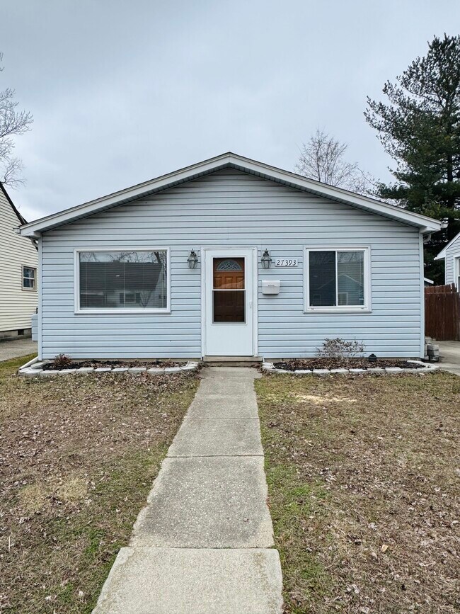 property at 27393 Palmer Blvd