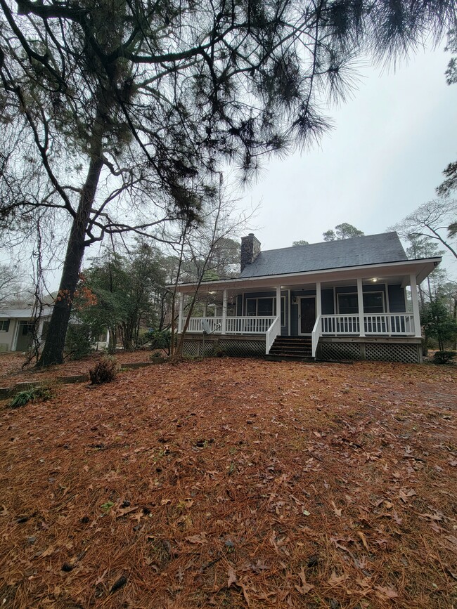 1912 Lillington Hwy in Spring Lake, NC - Building Photo - Building Photo