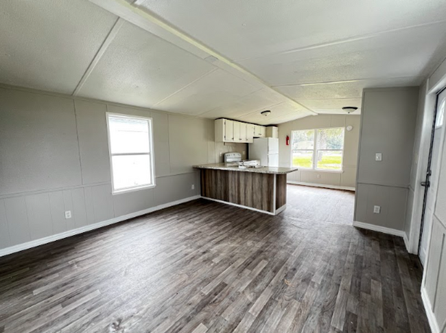 property at 7017 Silver Lake Dr