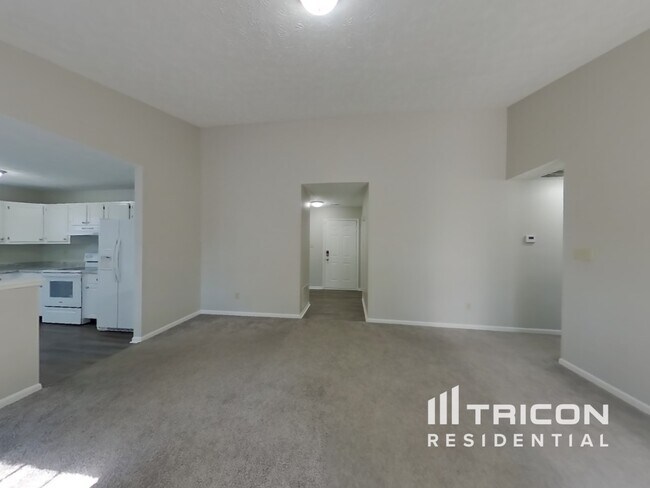 5755 Rosemont Dr in Indianapolis, IN - Building Photo - Building Photo