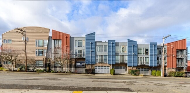property at 2520 Jefferson Ave