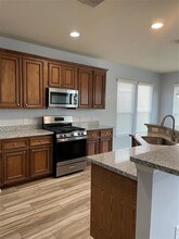 12910 Redbud Shores Ln in Houston, TX - Building Photo - Building Photo