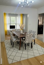 903 Summit North Dr NE, Unit Piedmont Heights in Atlanta, GA - Foto de edificio - Building Photo