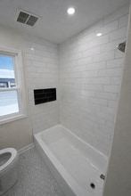 20215 Sunset Dr in Warrensville Heights, OH - Building Photo - Building Photo