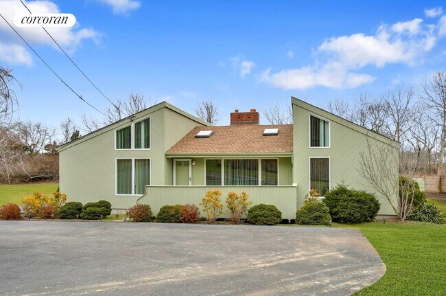 property at 58 Windmill Ln