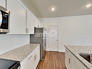 6113 W Arranmore Dr in South Jordan, UT - Building Photo - Building Photo