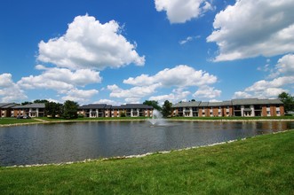 Lakeview Apartments in Franklin, IN - Building Photo - Building Photo