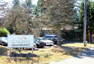 Suncrest Apartments in Bremerton, WA - Building Photo - Building Photo