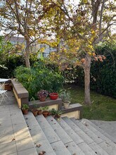 504 N Heliotrope Dr, Unit 504 N heliotrope in Los Angeles, CA - Building Photo - Building Photo