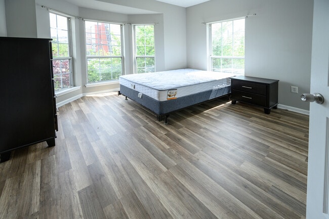 236 Warren St in Newark, NJ - Building Photo - Building Photo