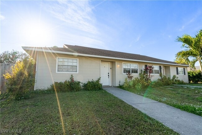 2591 47th Terrace SW in Naples, FL - Building Photo - Building Photo