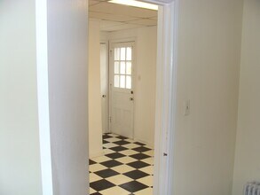 677 Deer St, Unit 677 Deer Street in Plymouth, MI - Foto de edificio - Building Photo