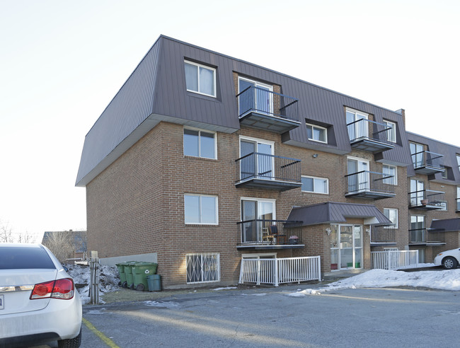 1850 Saint-Jean-Baptiste in Montréal, QC - Building Photo - Primary Photo