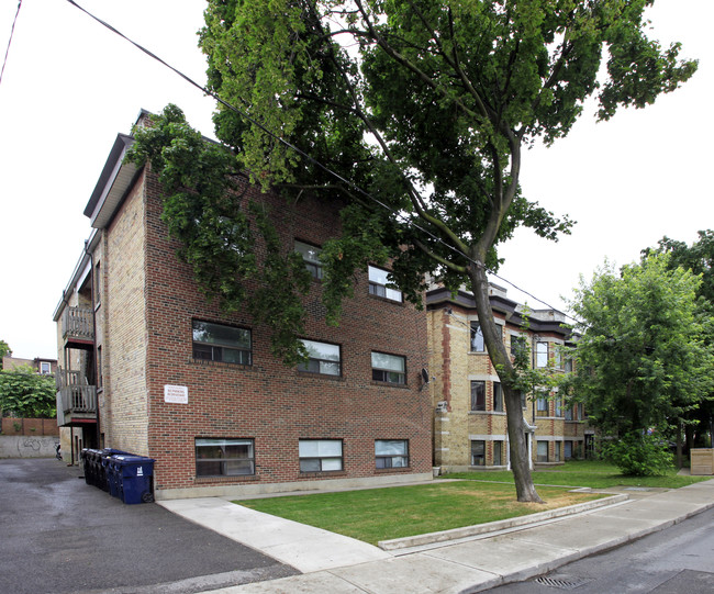 425 Crawford St in Toronto, ON - Building Photo - Primary Photo