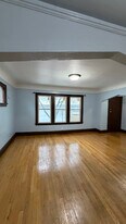 2918 W Melvina St, Unit 2918 in Milwaukee, WI - Building Photo